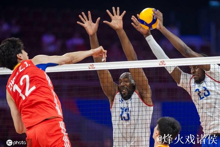 中国男排决胜局险胜古巴 终结世界男排联赛八连败